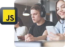 Hombre con un ordenador